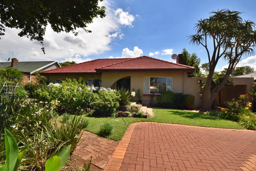 3 Bedroom Property for Sale in Franklin Roosevelt Park Gauteng