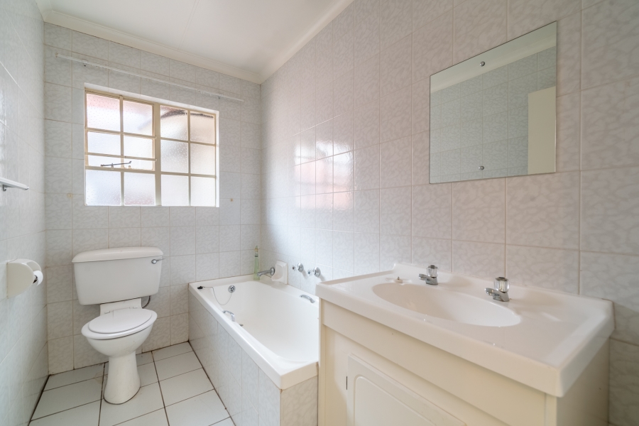 3 Bedroom Property for Sale in Sundowner Gauteng