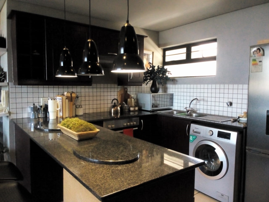 2 Bedroom Property for Sale in Ferreirasdorp Gauteng