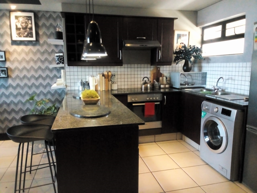2 Bedroom Property for Sale in Ferreirasdorp Gauteng