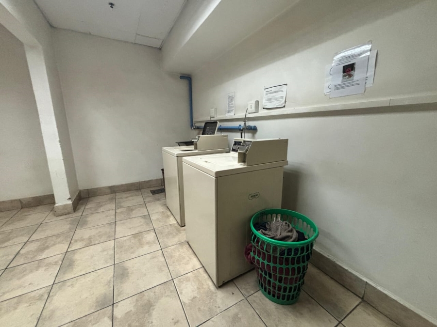 2 Bedroom Property for Sale in Ferreirasdorp Gauteng