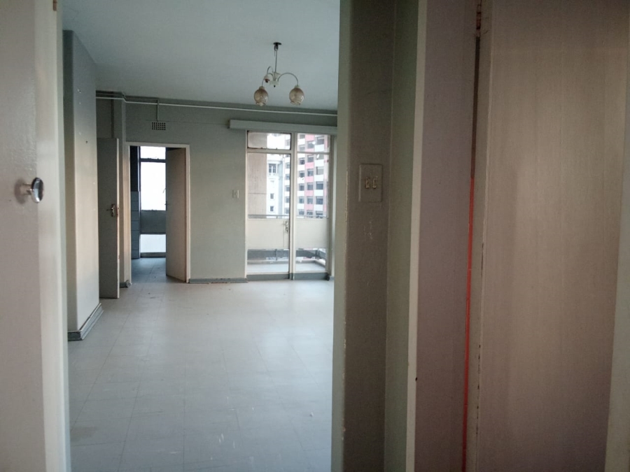 1 Bedroom Property for Sale in Johannesburg Central Gauteng