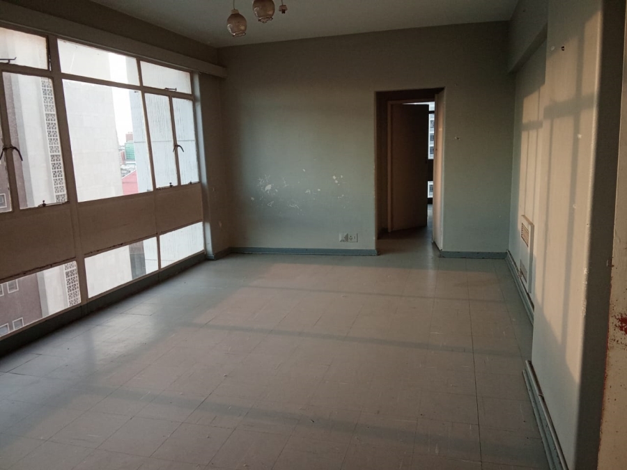1 Bedroom Property for Sale in Johannesburg Central Gauteng