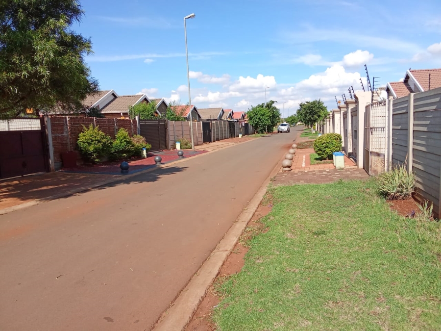 3 Bedroom Property for Sale in Sky City Gauteng
