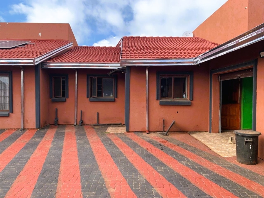 3 Bedroom Property for Sale in Meyerton Park Gauteng