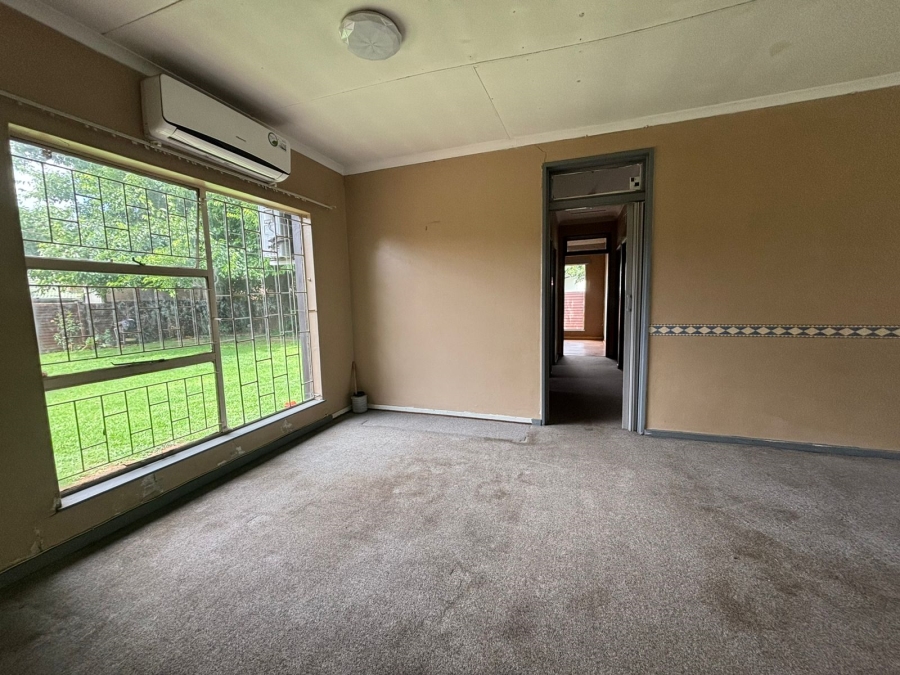 3 Bedroom Property for Sale in Vanderbijlpark SE 6 Gauteng