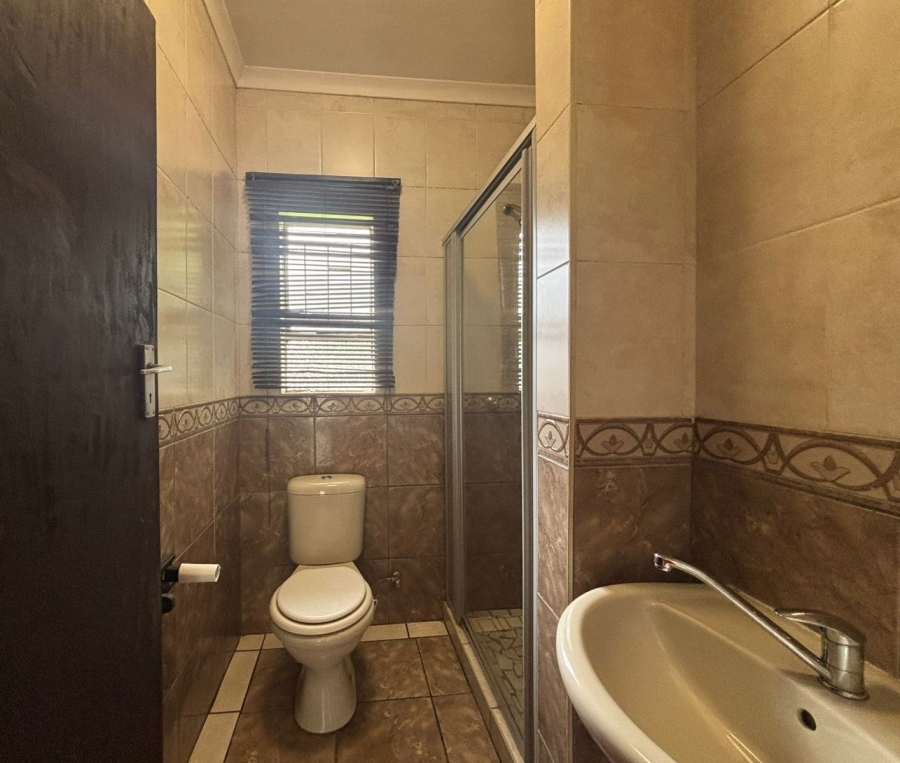3 Bedroom Property for Sale in Vanderbijlpark SE 6 Gauteng