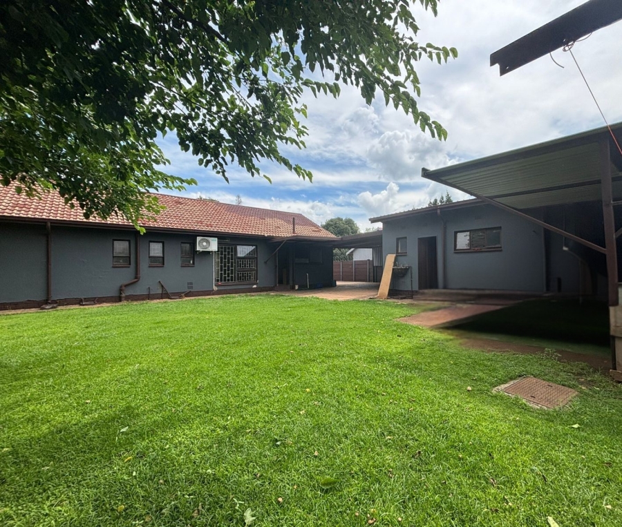 3 Bedroom Property for Sale in Vanderbijlpark SE 6 Gauteng