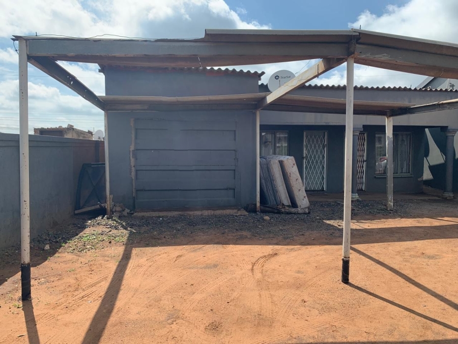 3 Bedroom Property for Sale in Noldick Gauteng