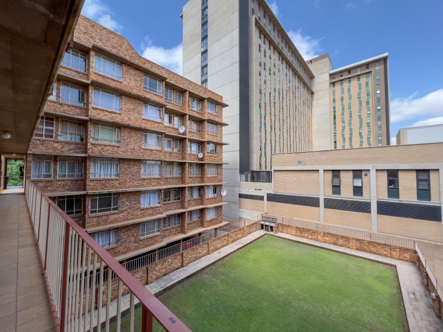 To Let 2 Bedroom Property for Rent in Hatfield Gauteng