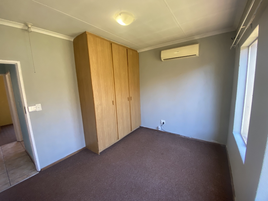 2 Bedroom Property for Sale in Eloffsdal Gauteng