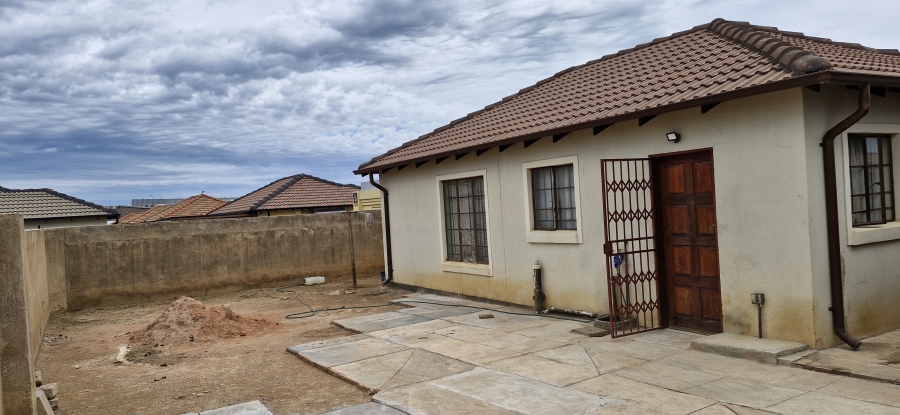 3 Bedroom Property for Sale in Nellmapius Gauteng