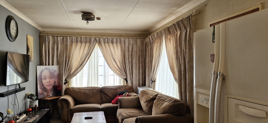 3 Bedroom Property for Sale in Nellmapius Gauteng