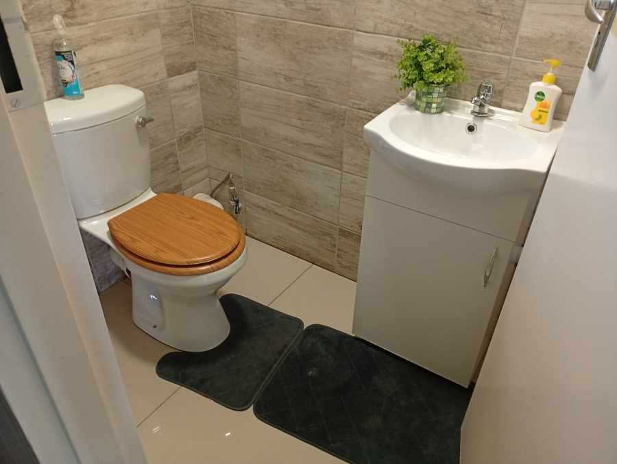 3 Bedroom Property for Sale in La Montagne Gauteng