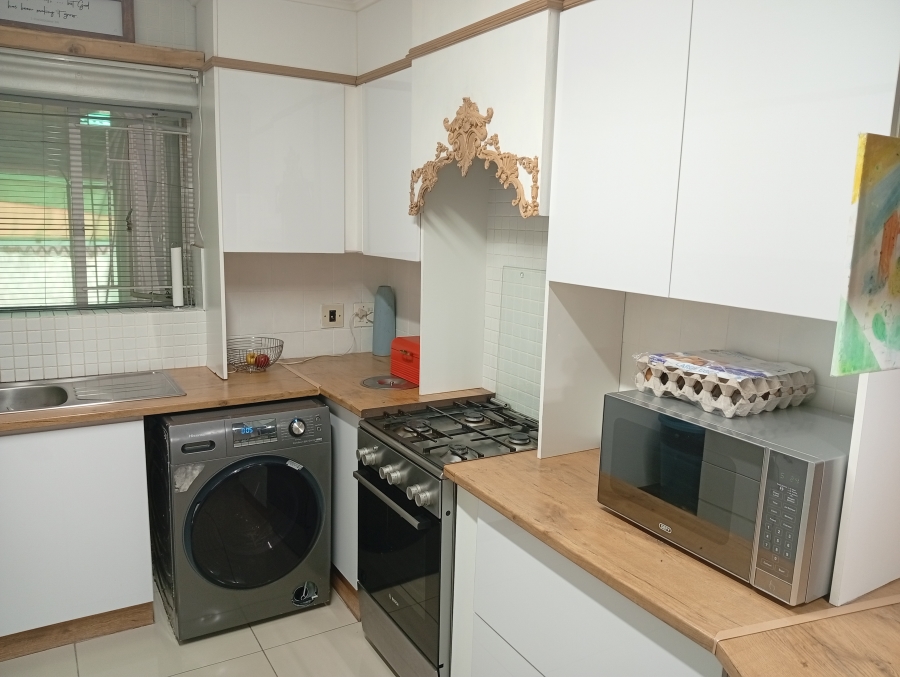 3 Bedroom Property for Sale in La Montagne Gauteng