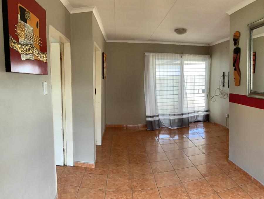 3 Bedroom Property for Sale in Windmill Park Gauteng