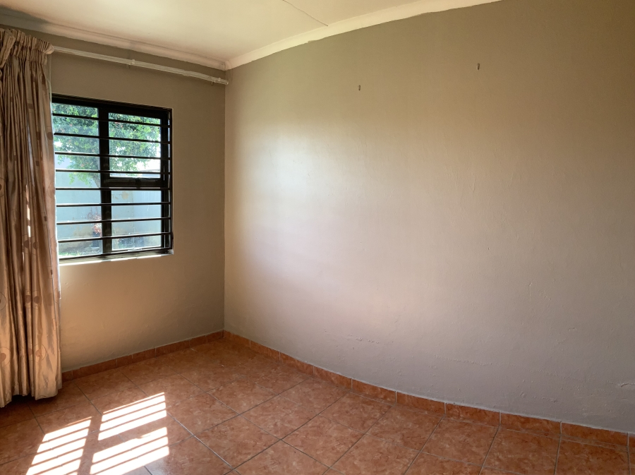 3 Bedroom Property for Sale in Windmill Park Gauteng