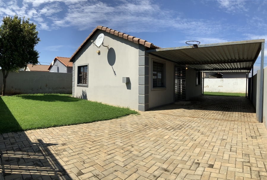 3 Bedroom Property for Sale in Windmill Park Gauteng
