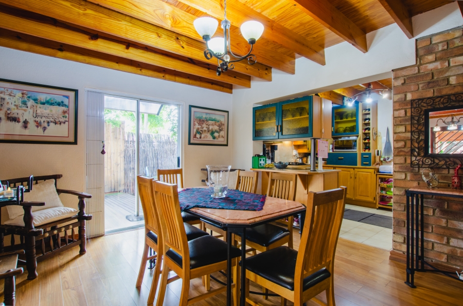 5 Bedroom Property for Sale in Doornpoort Gauteng