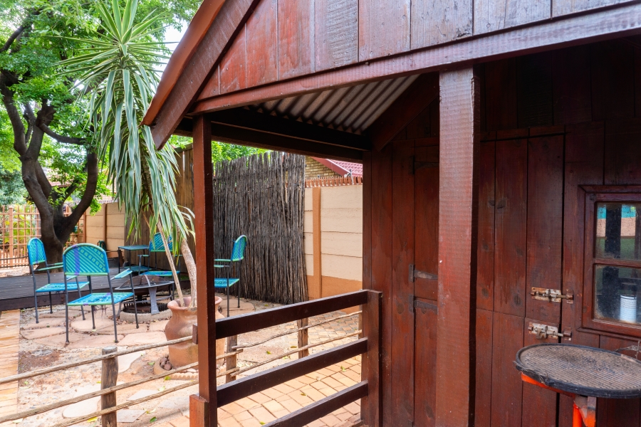 5 Bedroom Property for Sale in Doornpoort Gauteng