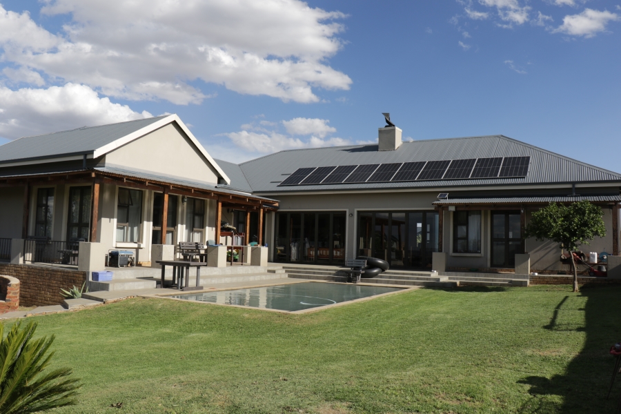 4 Bedroom Property for Sale in Berg En Dal Gauteng