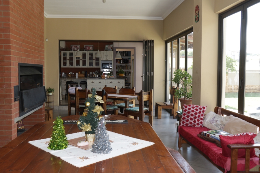 4 Bedroom Property for Sale in Berg En Dal Gauteng