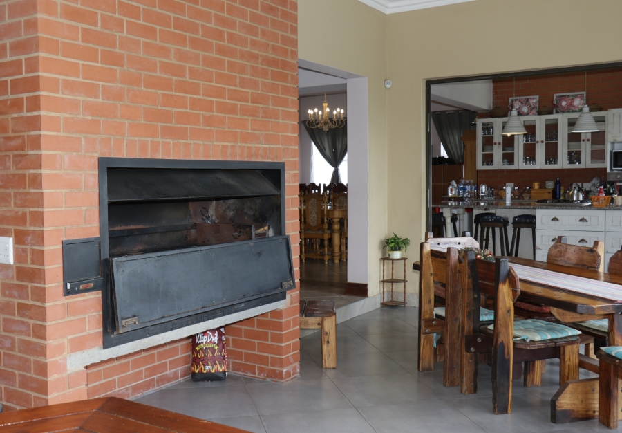 4 Bedroom Property for Sale in Berg En Dal Gauteng