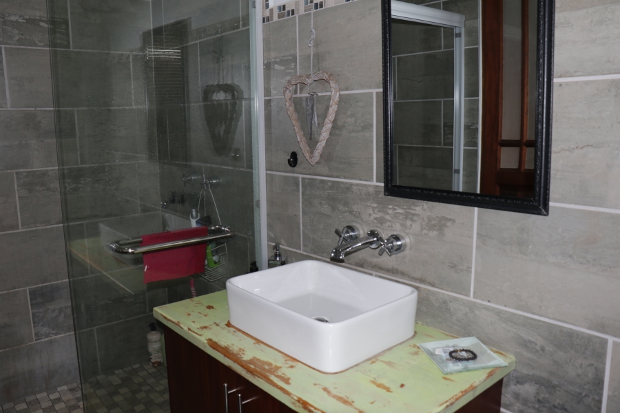 4 Bedroom Property for Sale in Berg En Dal Gauteng