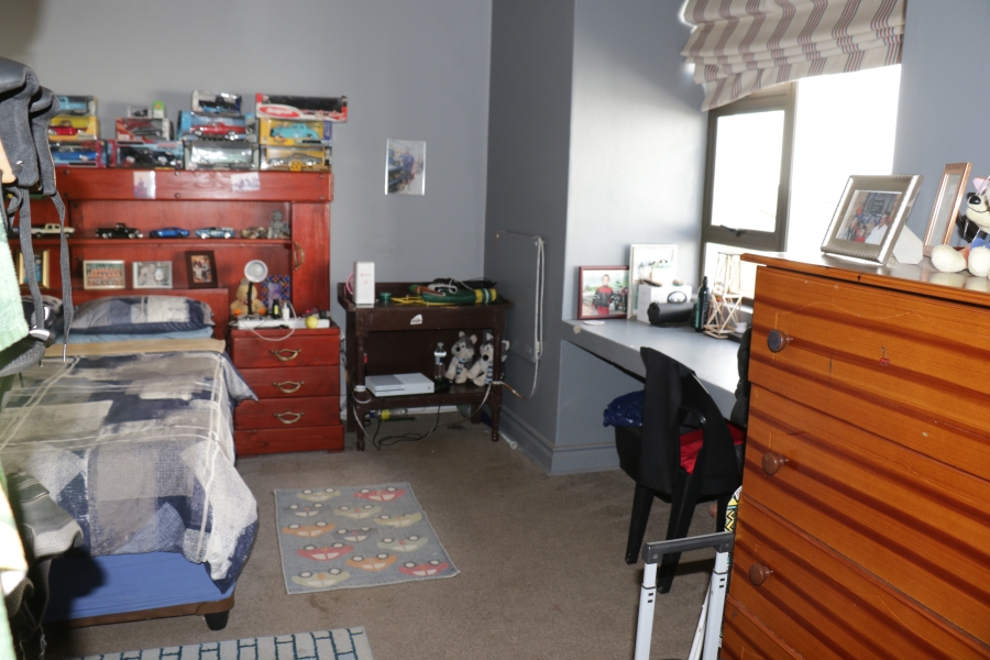 4 Bedroom Property for Sale in Berg En Dal Gauteng