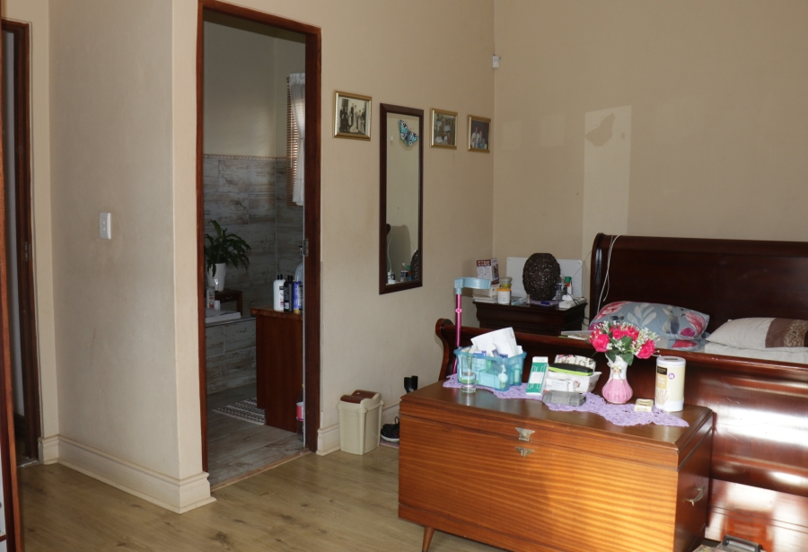 4 Bedroom Property for Sale in Berg En Dal Gauteng