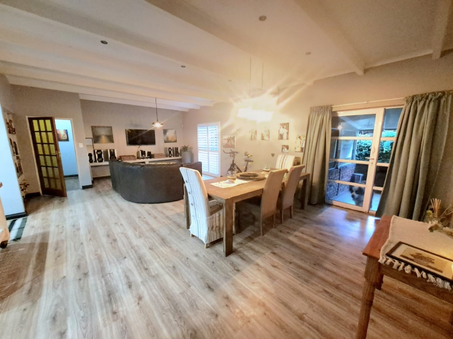 3 Bedroom Property for Sale in Three Rivers Proper Gauteng