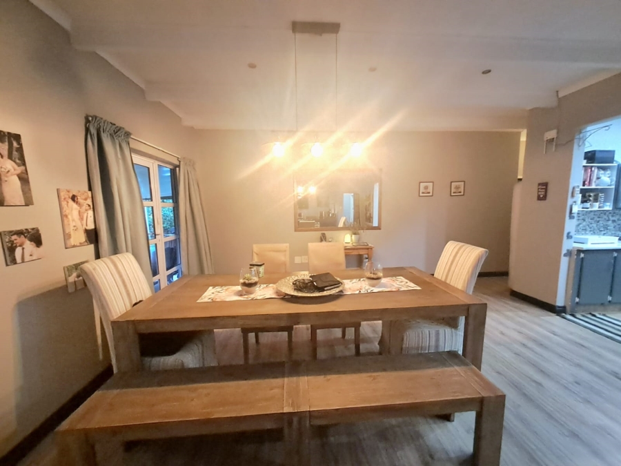 3 Bedroom Property for Sale in Three Rivers Proper Gauteng