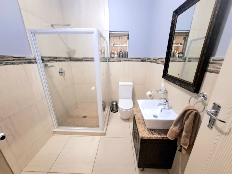 3 Bedroom Property for Sale in Three Rivers Proper Gauteng