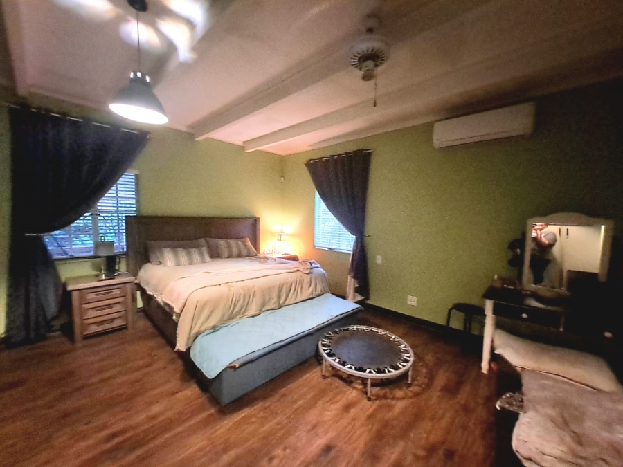 3 Bedroom Property for Sale in Three Rivers Proper Gauteng