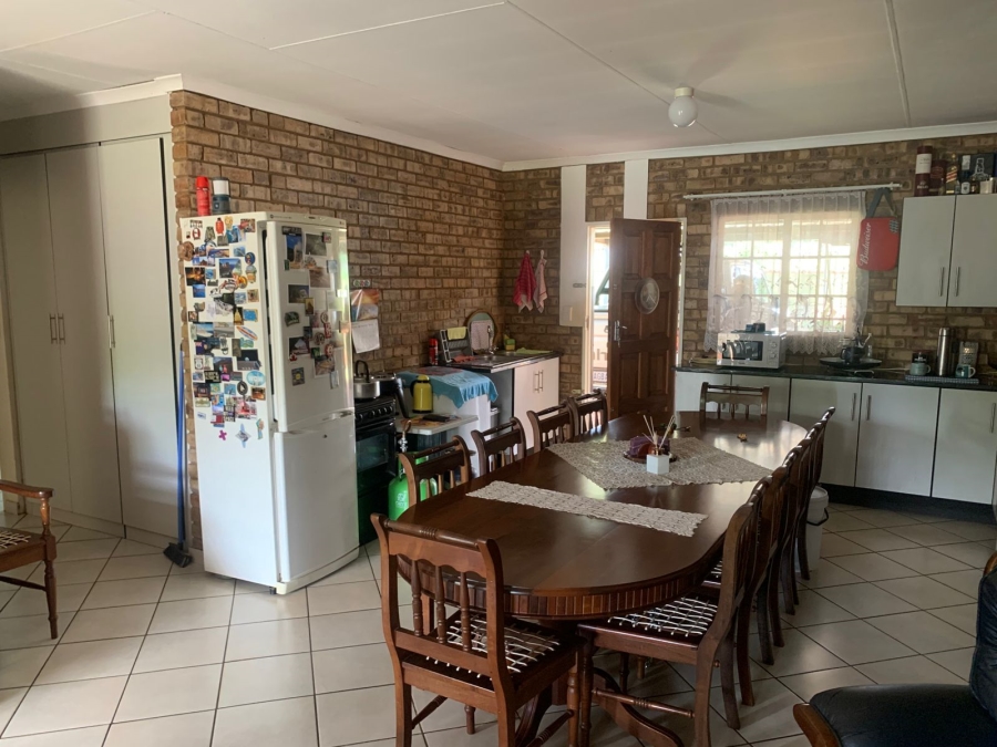 6 Bedroom Property for Sale in Strydfontein A H Gauteng