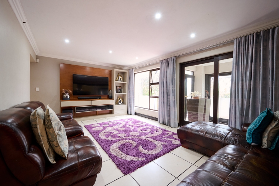 5 Bedroom Property for Sale in Carlswald North Estate Gauteng
