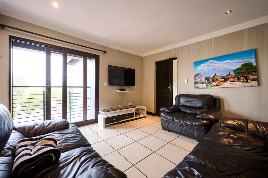 5 Bedroom Property for Sale in Carlswald North Estate Gauteng