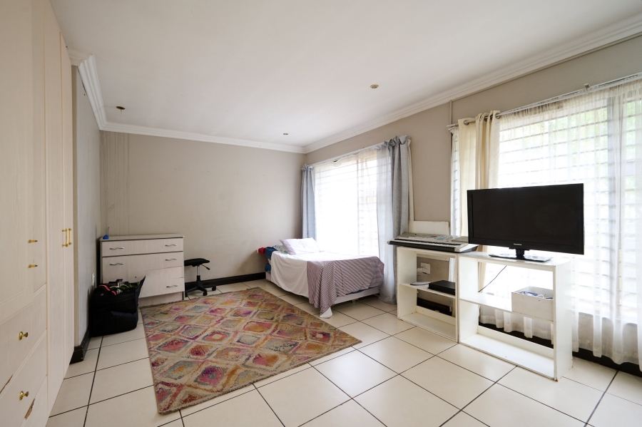 5 Bedroom Property for Sale in Carlswald North Estate Gauteng