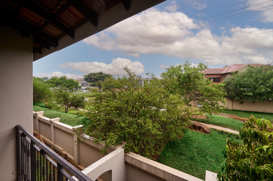 5 Bedroom Property for Sale in Carlswald North Estate Gauteng