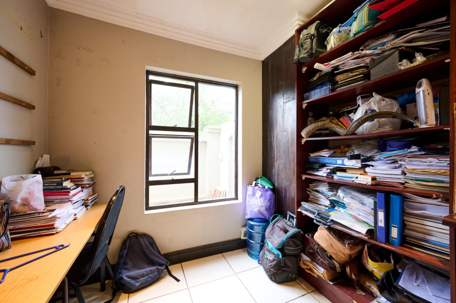 5 Bedroom Property for Sale in Carlswald North Estate Gauteng