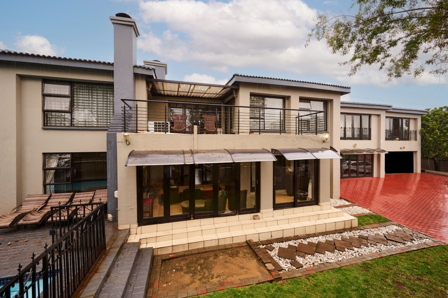 5 Bedroom Property for Sale in Carlswald North Estate Gauteng