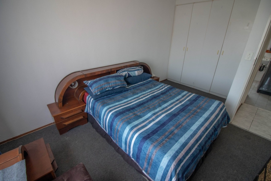 1 Bedroom Property for Sale in Glen Marais Gauteng