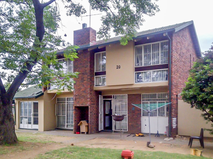 4 Bedroom Property for Sale in Bonaero Park Gauteng