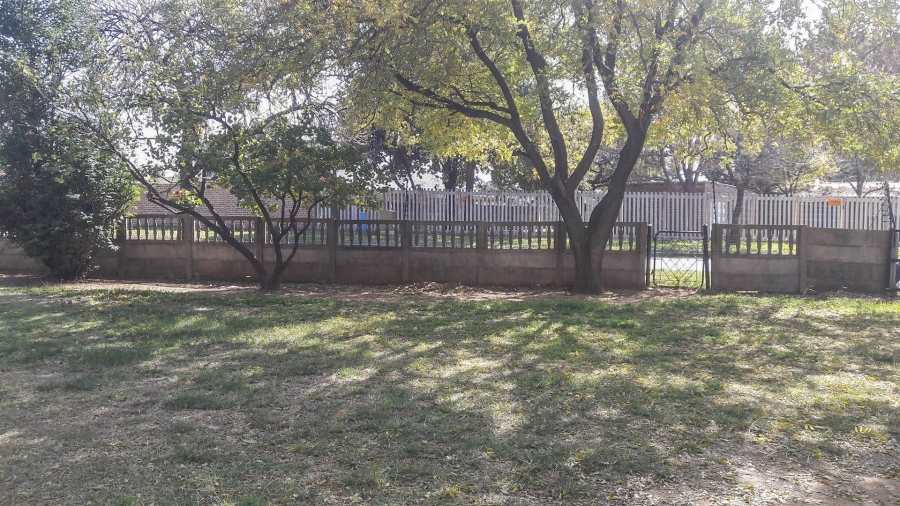4 Bedroom Property for Sale in Bonaero Park Gauteng