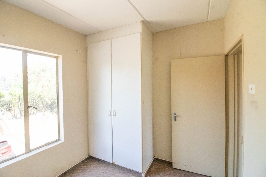 2 Bedroom Property for Sale in Birchleigh Gauteng