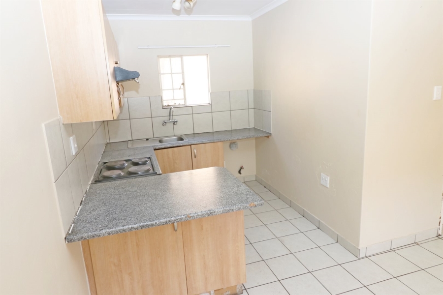 2 Bedroom Property for Sale in Kempton Park Central Gauteng