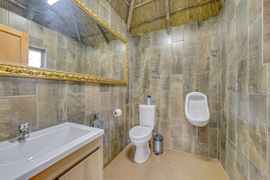 11 Bedroom Property for Sale in Protea Ridge Gauteng