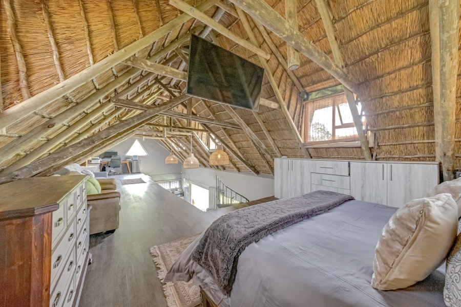 11 Bedroom Property for Sale in Protea Ridge Gauteng