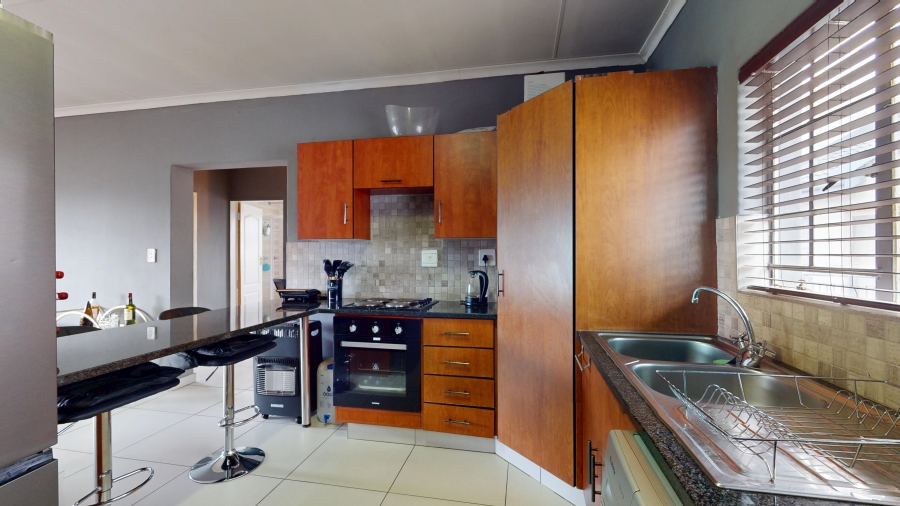 2 Bedroom Property for Sale in Rynfield Gauteng