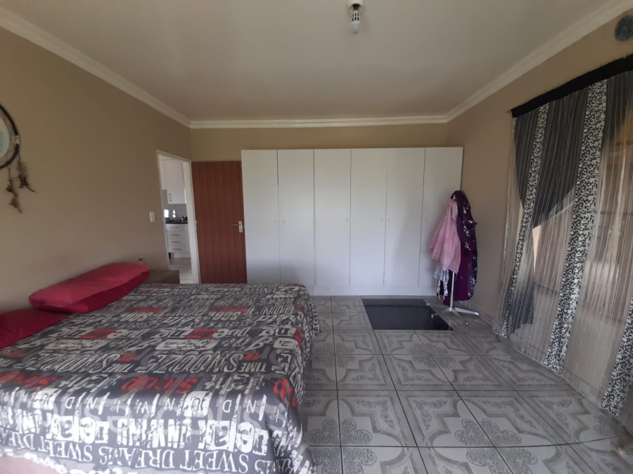 To Let 2 Bedroom Property for Rent in Helderstrome AH Gauteng